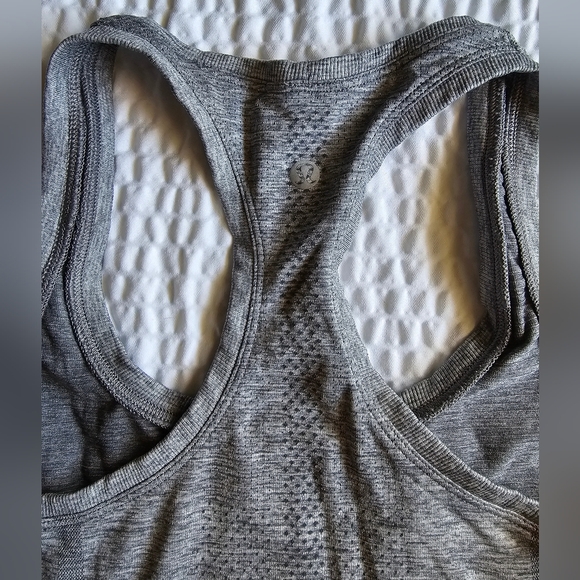 Lululemon Swiftly Tech Racerback Tank Top Size‎ 6 - Picture 7 of 13